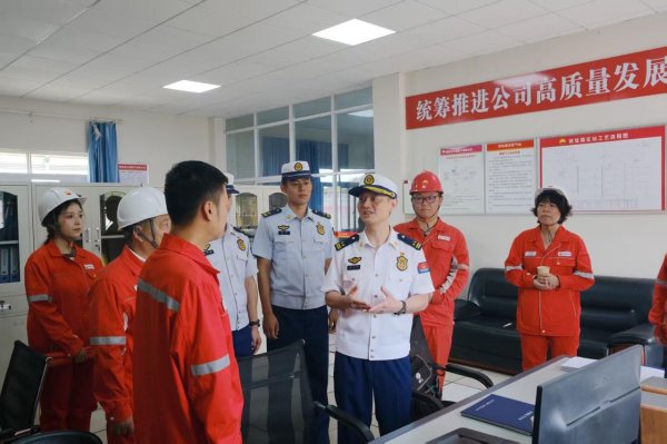 成都股票配资公司 党旗领航查隐患, 地企携手保安全